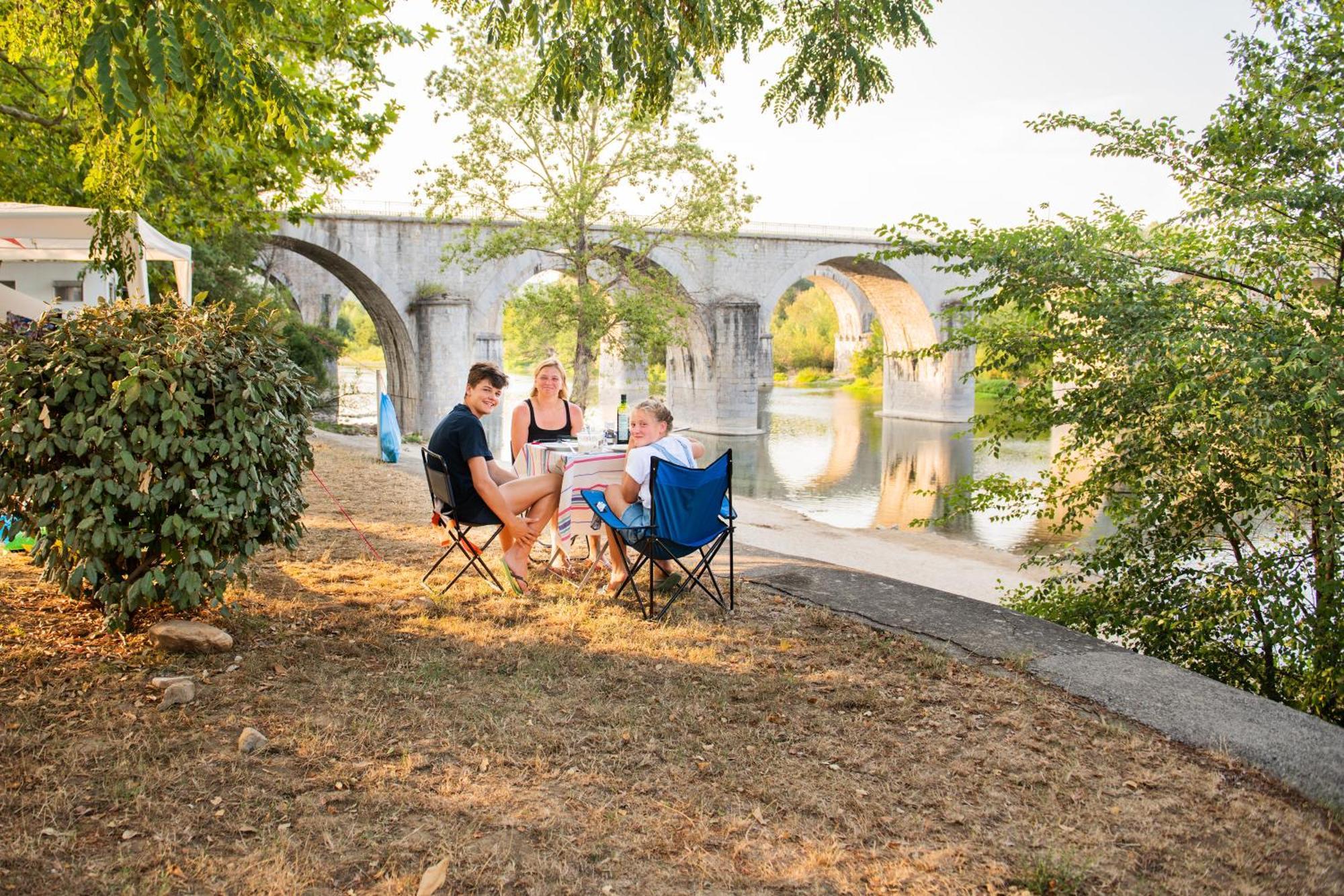 Camping Rcn La Bastide En Ardeche Sampzon エクステリア 写真
